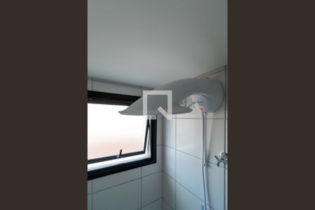 Banheiro  de apartamento à venda com 1 quarto, 47m² em Vila Granada, São Paulo