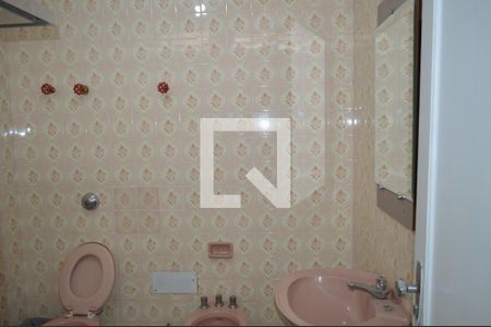 Casa à venda com 120m², 3 quartos e sem vagaBanheiro