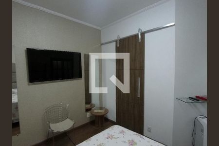 Quarto Suíte/ Porta acesso ao banheiro de casa para alugar com 3 quartos, 100m² em Vila Milton, Guarulhos