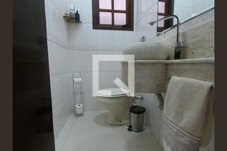 Casa à venda com 100m², 3 quartos e 2 vagasLavabo