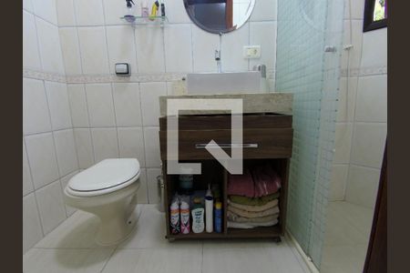 Casa à venda com 100m², 3 quartos e 2 vagasBanheiro da Suíte