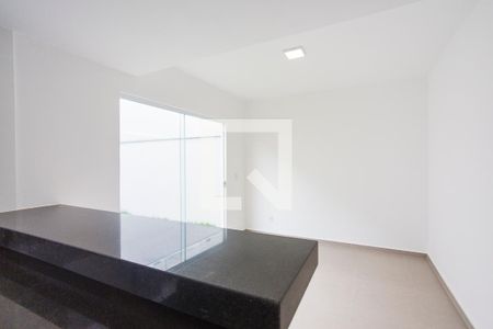 Sala 2 de casa para alugar com 3 quartos, 90m² em Granja Marileusa, Uberlândia