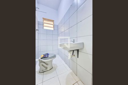 Banheiro de casa para alugar com 1 quarto, 40m² em Jardim Colonial, São José dos Campos