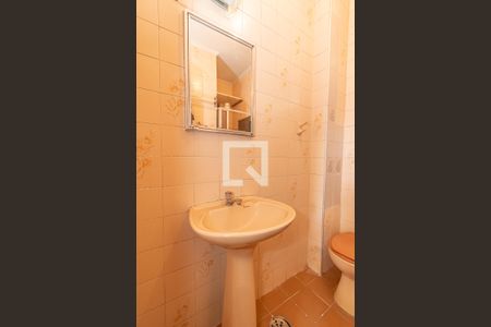 Banheiro  de kitnet/studio à venda com 1 quarto, 26m² em Ponte Preta, Campinas