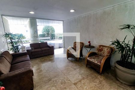 Apartamento à venda com 79m², 3 quartos e 2 vagas Apartamento à venda com 79m², 3 quartos e 2 vagasHall de entrada