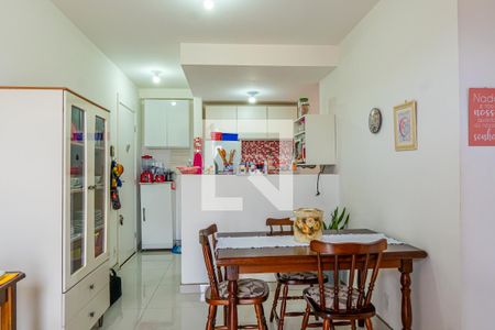 Sala de apartamento à venda com 2 quartos, 49m² em Jardim do Lago Continuação, Campinas