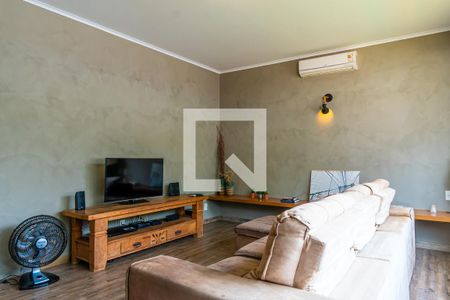 Sala de TV de casa à venda com 4 quartos, 232m² em Jardim Paraíso, Campinas