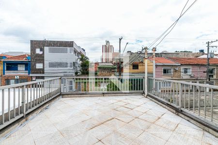 Casa à venda com 249m², 3 quartos e 1 vaga Casa à venda com 249m², 3 quartos e 1 vagaDormitório 3 - Varanda