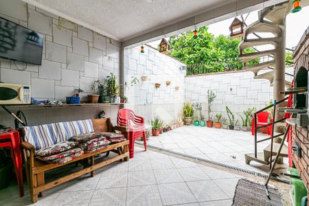 Casa à venda com 249m², 3 quartos e 1 vaga Casa à venda com 249m², 3 quartos e 1 vagaÁrea Gourmet