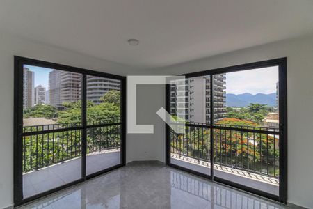 Suíte de apartamento à venda com 2 quartos, 80m² em Recreio dos Bandeirantes, Rio de Janeiro