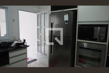 Casa à venda com 286m², 4 quartos e 4 vagasCozinha