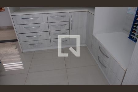 Casa à venda com 286m², 4 quartos e 4 vagasQuarto 2