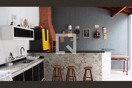 Casa à venda com 286m², 4 quartos e 4 vagasChurrasqueira