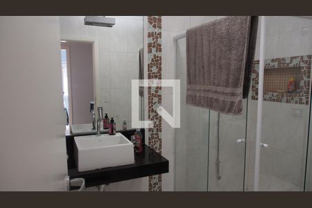 Casa à venda com 286m², 4 quartos e 4 vagasBanheiro