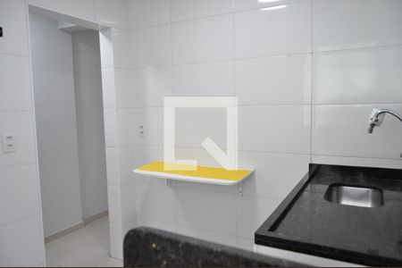 Cozinha  de apartamento para alugar com 2 quartos, 52m² em Inhaúma, Rio de Janeiro