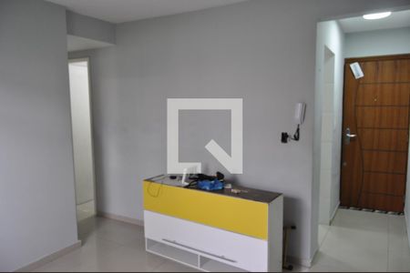 Sala  de apartamento para alugar com 2 quartos, 52m² em Inhaúma, Rio de Janeiro