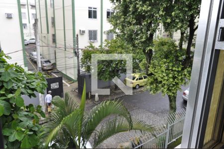 Vista  de apartamento para alugar com 2 quartos, 52m² em Inhaúma, Rio de Janeiro