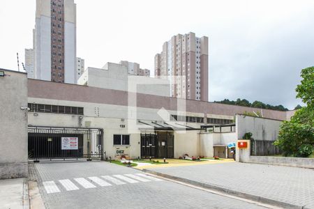 Apartamento para alugar com 44m², 2 quartos e 1 vaga Apartamento para alugar com 44m², 2 quartos e 1 vagaFachada