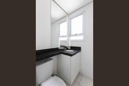 Apartamento para alugar com 44m², 2 quartos e 1 vaga Apartamento para alugar com 44m², 2 quartos e 1 vagaBanheiro