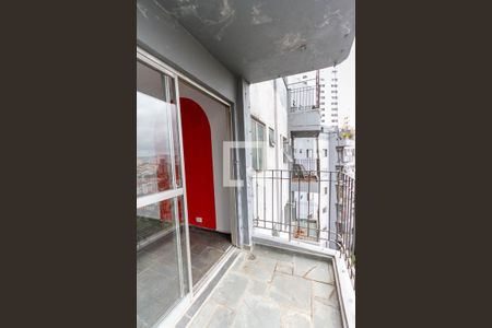 Apartamento para alugar com 114m², 3 quartos e 1 vaga Apartamento para alugar com 114m², 3 quartos e 1 vagaVaranda