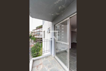 Apartamento para alugar com 114m², 3 quartos e 1 vaga Apartamento para alugar com 114m², 3 quartos e 1 vagaVaranda