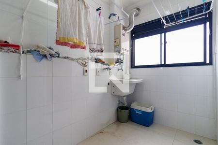 Apartamento à venda com 125m², 3 quartos e 3 vagas Apartamento à venda com 125m², 3 quartos e 3 vagasÁrea de Serviço