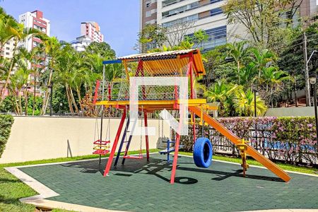 Apartamento à venda com 125m², 3 quartos e 3 vagas Apartamento à venda com 125m², 3 quartos e 3 vagasÁrea comum - Playground