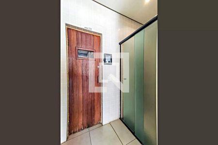 Apartamento à venda com 125m², 3 quartos e 3 vagas Apartamento à venda com 125m², 3 quartos e 3 vagasSauna