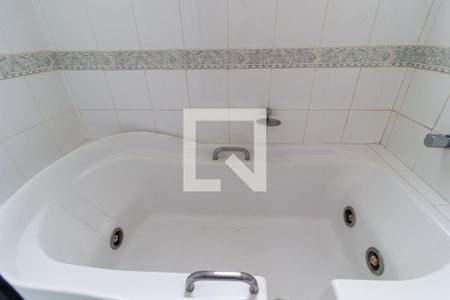 Apartamento à venda com 125m², 3 quartos e 3 vagas Apartamento à venda com 125m², 3 quartos e 3 vagasBanheiro da Suíte 1