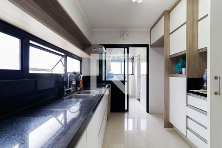 Apartamento à venda com 125m², 3 quartos e 3 vagas Apartamento à venda com 125m², 3 quartos e 3 vagasCozinha