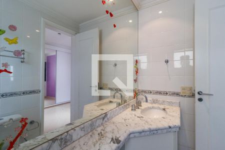 Apartamento à venda com 125m², 3 quartos e 3 vagas Apartamento à venda com 125m², 3 quartos e 3 vagasBanheiro da Suíte 3