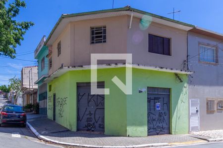 Casa para alugar com 130m², 1 quarto e 2 vagasFachada