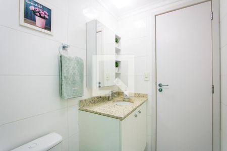 Apartamento à venda com 86m², 3 quartos e 2 vagas Apartamento à venda com 86m², 3 quartos e 2 vagasBanheiro social