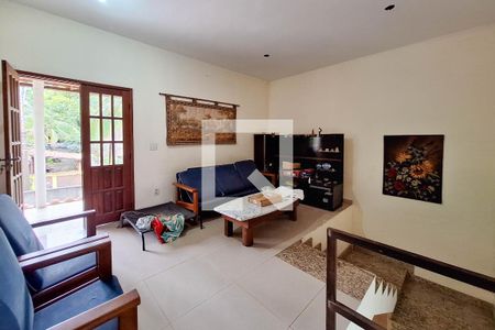 Sala 2 de casa à venda com 5 quartos, 350m² em Engenho do Mato, Niterói