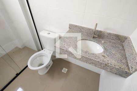 Apartamento para alugar com 67m², 2 quartos e 1 vaga Apartamento para alugar com 67m², 2 quartos e 1 vagaBanheiro da Suíte