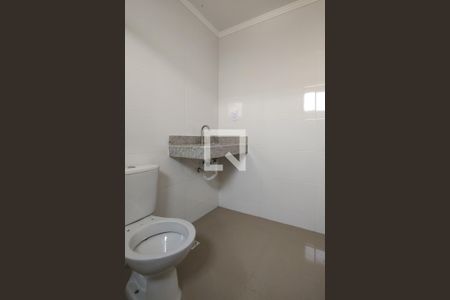 Apartamento para alugar com 67m², 2 quartos e 1 vaga Apartamento para alugar com 67m², 2 quartos e 1 vagaBanheiro da Suíte
