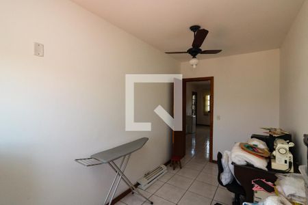 Casa à venda com 166m², 4 quartos e 3 vagas Casa à venda com 166m², 4 quartos e 3 vagasQuarto 3
