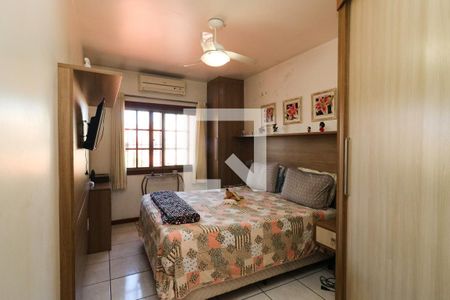 Casa à venda com 166m², 4 quartos e 3 vagas Casa à venda com 166m², 4 quartos e 3 vagasQuarto 1