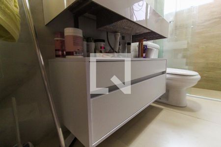 Apartamento à venda com 44m², 2 quartos e 1 vaga Apartamento à venda com 44m², 2 quartos e 1 vagaBanheiro