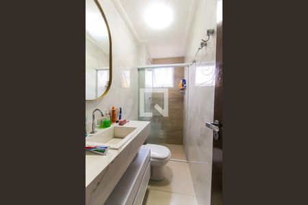 Apartamento à venda com 44m², 2 quartos e 1 vaga Apartamento à venda com 44m², 2 quartos e 1 vagaBanheiro