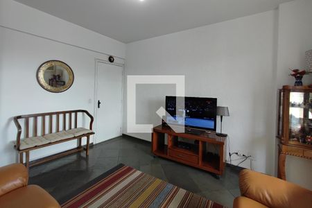 Sala de Estar de apartamento à venda com 3 quartos, 120m² em Cambuí, Campinas