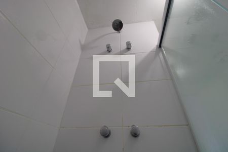 Chuveiro banheiro da suíte de apartamento à venda com 2 quartos, 67m² em Vila Isa, São Paulo
