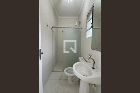 Casa de condomínio para alugar com 110m², 2 quartos e 2 vagasBanheiro
