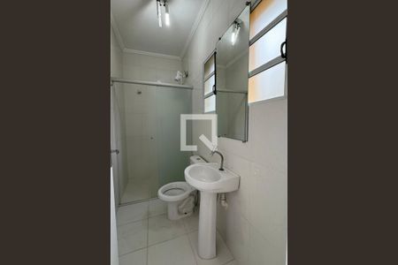 Casa de condomínio para alugar com 110m², 2 quartos e 2 vagasBanheiro
