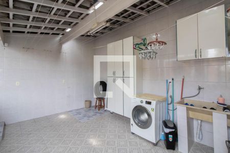 Casa à venda com 200m², 4 quartos e 4 vagasÁrea de Serviço / Terraço