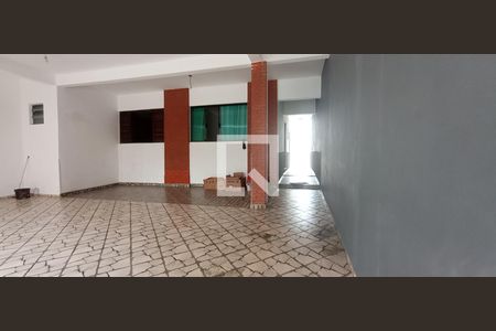 Casa à venda com 278m², 4 quartos e 4 vagasGaragem