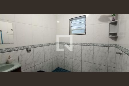 Casa à venda com 278m², 4 quartos e 4 vagasBanheiro 2