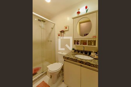 Banheiro suite  de apartamento à venda com 2 quartos, 52m² em Teresópolis, Porto Alegre