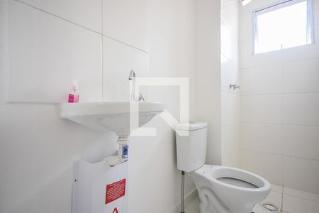 Apartamento para alugar com 31m², 2 quartos e sem vaga Apartamento para alugar com 31m², 2 quartos e sem vagaBanheiro