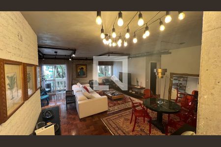 Apartamento para alugar com 98m², 2 quartos e 1 vagaSalas